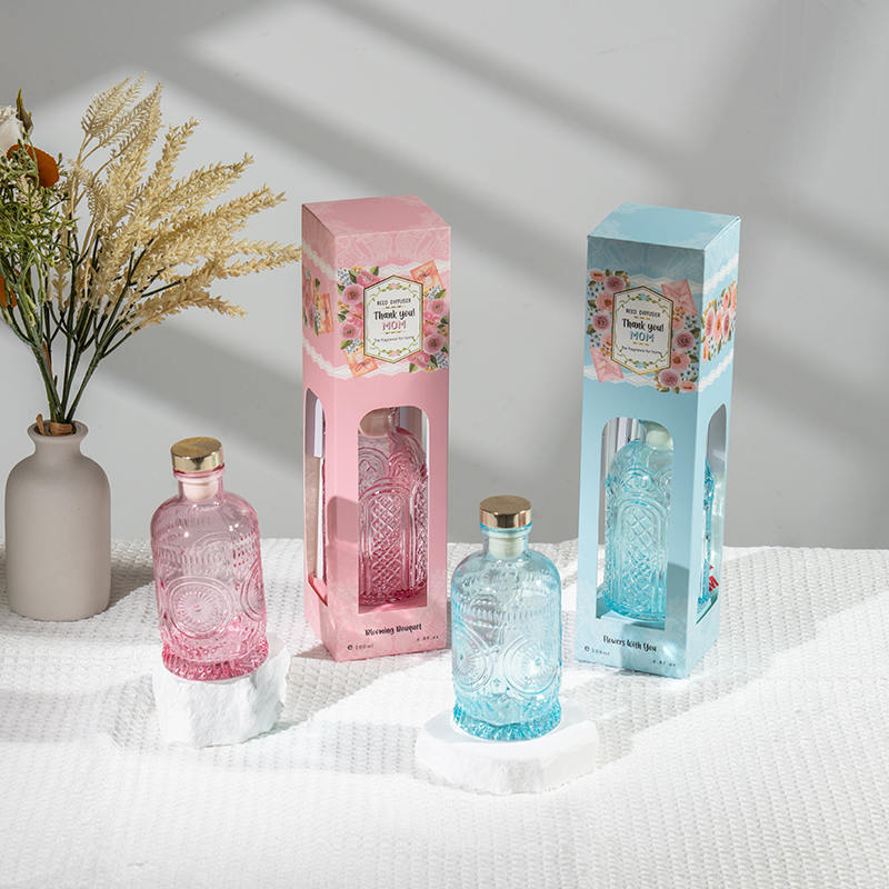 Stylowy dyfuzor trzcinowy ze szklanej butelki na Dzień Matki - producent zapachów do domu