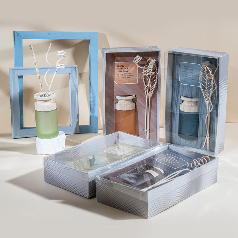 Wysokiej jakości dyfuzor trzcinowy o wysokiej cylindrycznej szklanej kolbie z drewnianym dyfuzorem zapachowym w kształcie kija