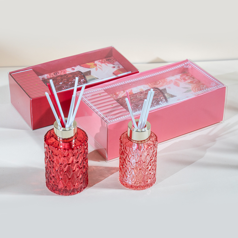 Dyfuzor trzcinowy z okrągłej butelki Valantine - producent domowych dyfuzorów zapachowych