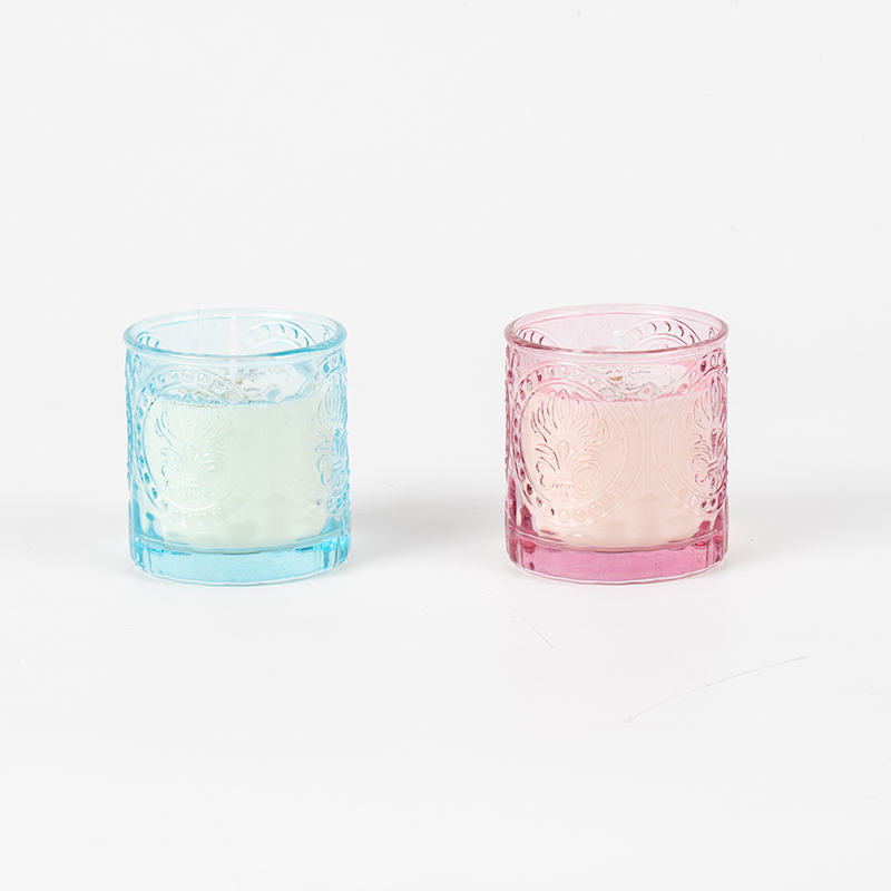 Pełen wdzięku świeca zapachowa z okazji Dnia Matki w szklanej butelce - producent ekologicznych świec z wosku sojowego