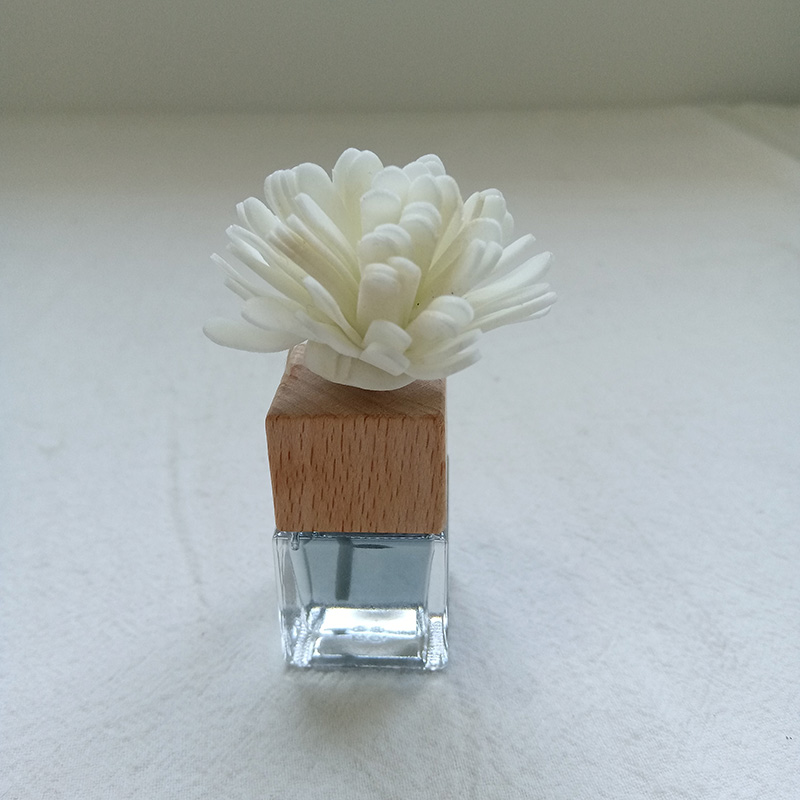 Kwadratowy wiszący odświeżacz powietrza do samochodu/zapach samochodowy/odświeżacz na nawiew samochodowy/perfumy samochodowe/zacisk na nawiew samochodowy mocny odświeżacz powietrza